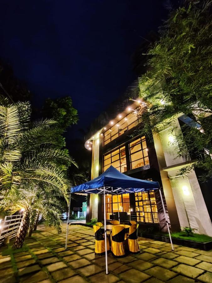 Hotel La Serene Mattannur Mattanur Kültér fotó